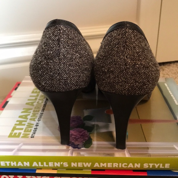 Ann Taylor LOFT Peyton Chic High Heels - Picture 2 of 11